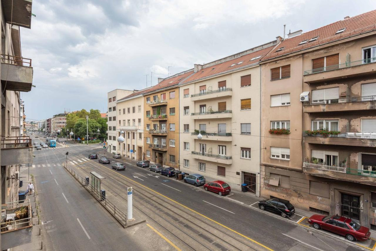 Sunny 2Bdr Apartment With A Balcony Zagreb Exterior photo