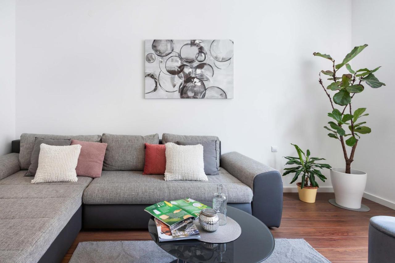 Sunny 2Bdr Apartment With A Balcony Zagreb Exterior photo